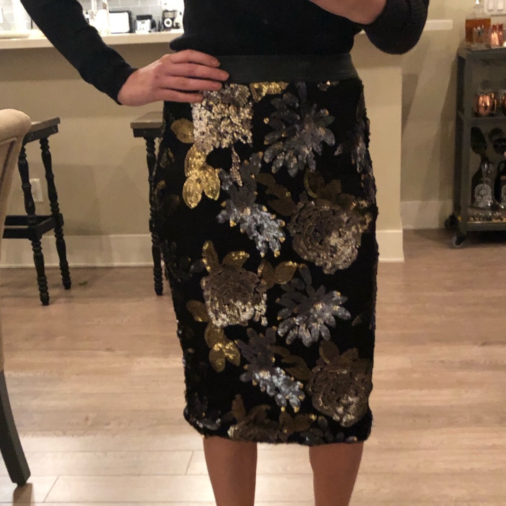 Sequin party skirt!